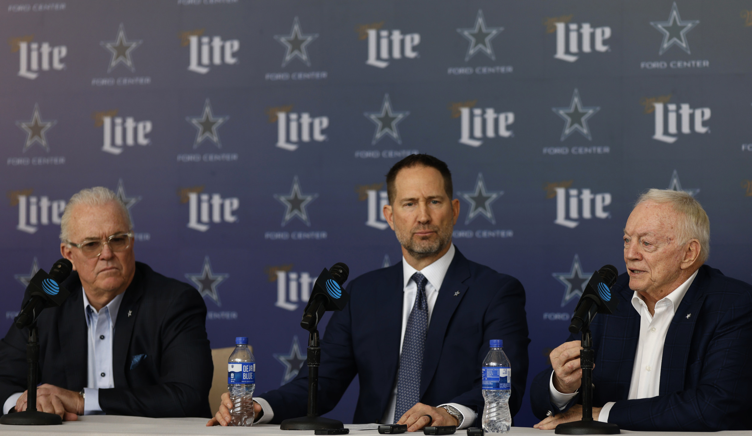 Dallas Cowboys Coach Trying New Approach to Rally Team Ahead of 2025 Season